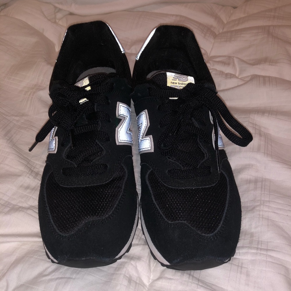 574 new balance women’s shoes - Picture 3 of 3